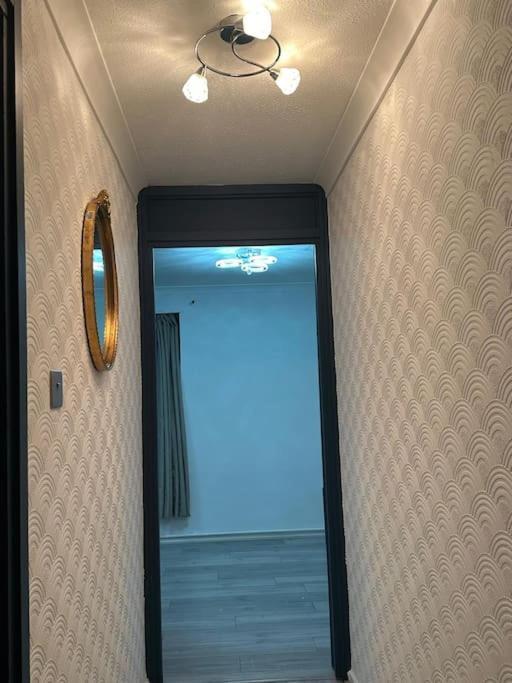 2 Bedrooms In Plaistow Near Tube To Appartamento Londra