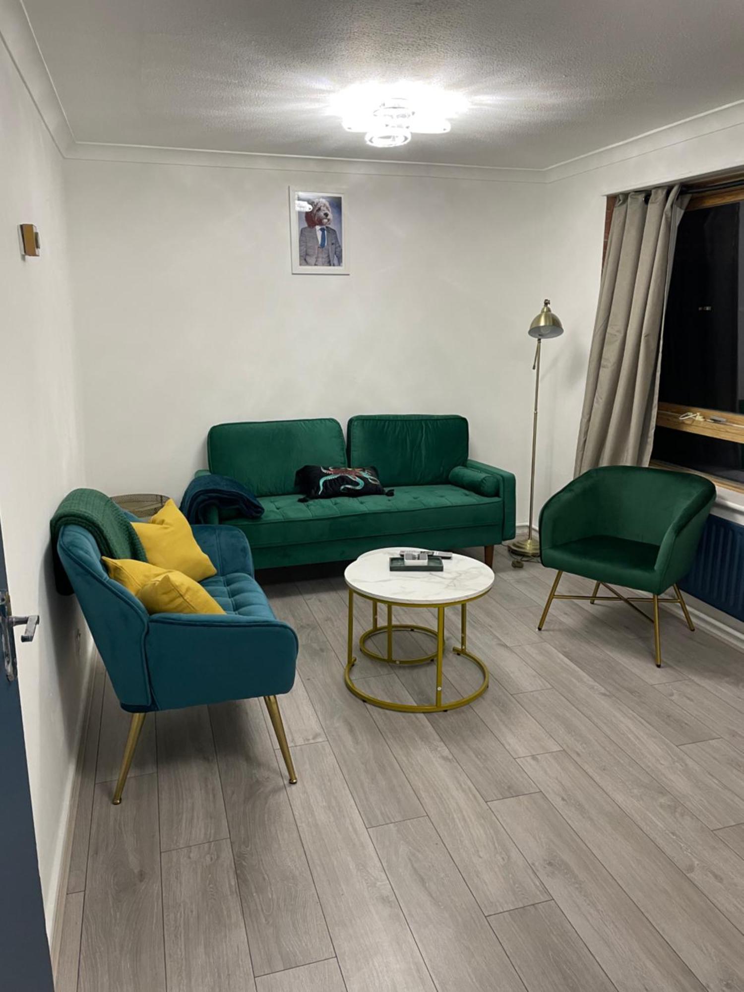 Apartment 2 Bedrooms In Plaistow Near Tube To